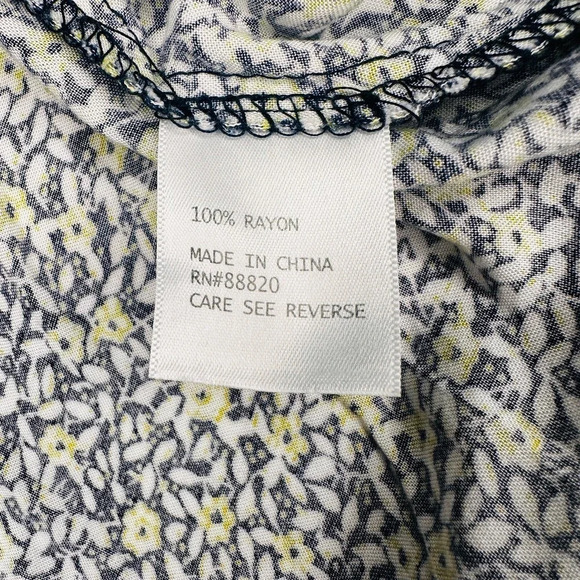 Rose and thyme blouse Women's Size‎ L Large Floral 3/4 tie sleeve - Picture 11 of 12